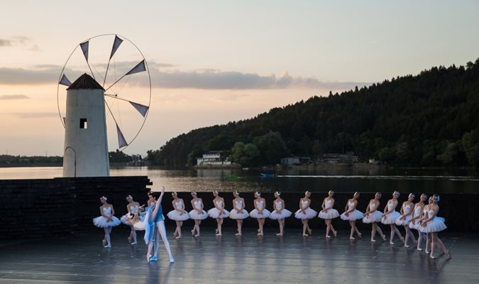 Фестивалът "Музи на водата" се провежда на езеро Панчарево
СНИМКА: официален сайт на Софийската опера и балет