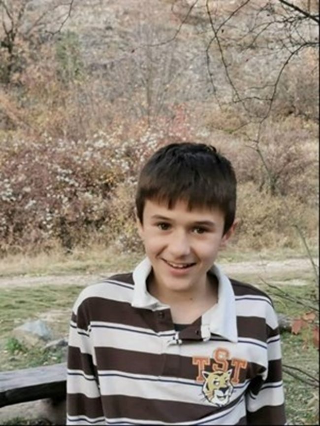 Александър изчезна в петък и предизвика съпричастност в цяла България