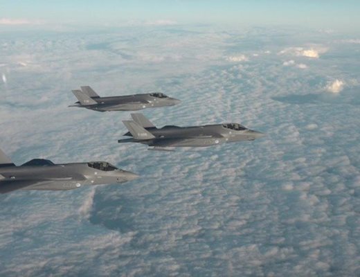 Гърция иска оферта от САЩ за 20 изтребители от пето поколение F-35