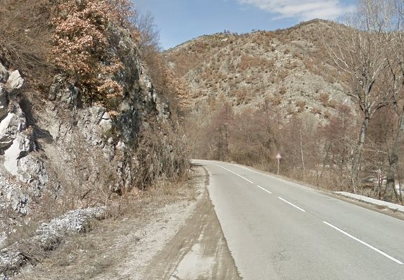 Пътят Абланица - Микре СНИМКА: Google Street View