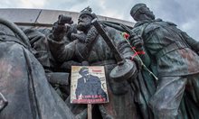 Ликове на Ленин с партизаните