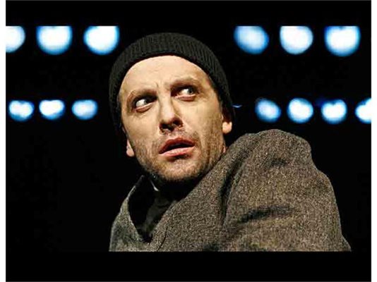 Мариус Куркински ще открие театралния фестивал в Банско с моноспектакъла “Български разкази”. 
СНИМКА: АРХИВ

