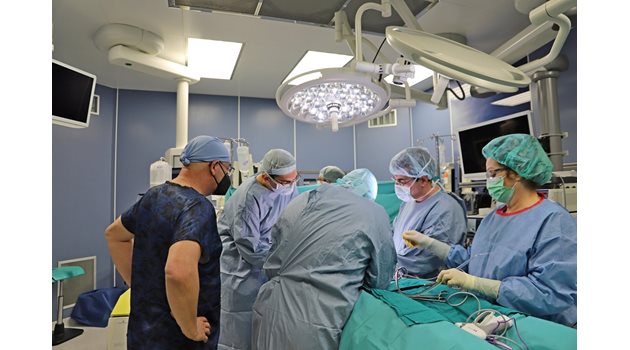 Екипите извършат експлантацията на органи