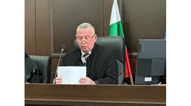 Очаква се съдия Цветан Цветков да произнесе присъдата на 15 февруари.