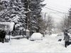 130 души бяха евакуирани в Сърбия заради снега и студа