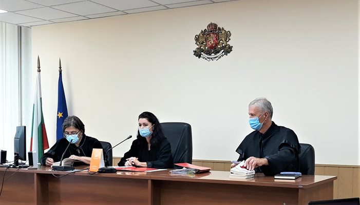 Съдиите оставиха Иван Бошнаков в ареста