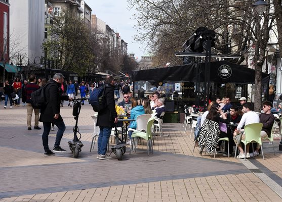 Почти една четвърт от хората вече живеят в столицата