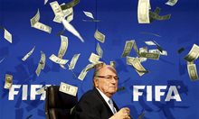 Далавери за 10 млрд. долара срутиха ФИФА