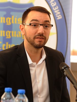 Антон Хекимян, журналист и тв водещ