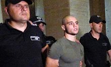 Васил Михайлов на разпит в София, обвиняват го за побой над бившата му приятелка