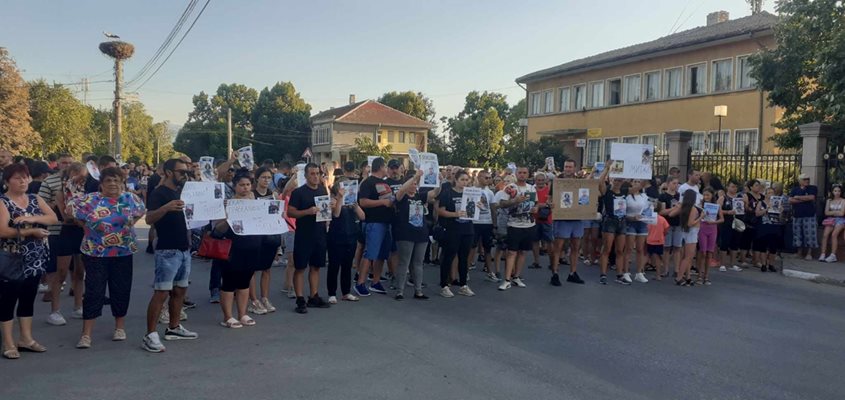 В Цалапица са категорични, че няма да спрат протестите.