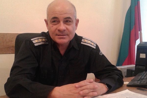 Шефът на "Охранителна полиция и КАТ" съм ОДМВР-Бургас комисар Неделчо Рачев.