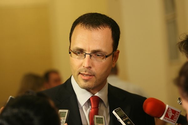 Стоян Мавродиев