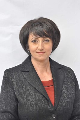 Славка Чакърова