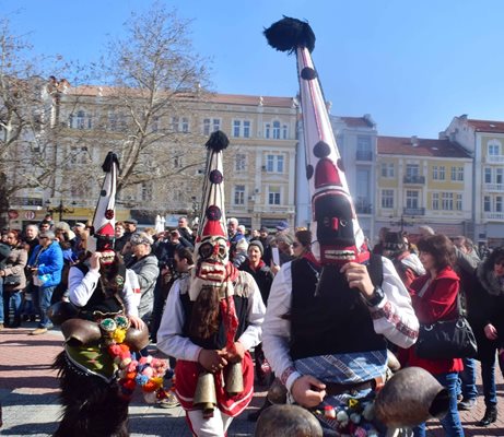 Кукери ще танцуват в центъра на Пловдив. Снимка: Руслан Йорданов