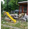 Струпаните отпадъци на детската площадка.


СНИМКИ: Община Пловдив.

