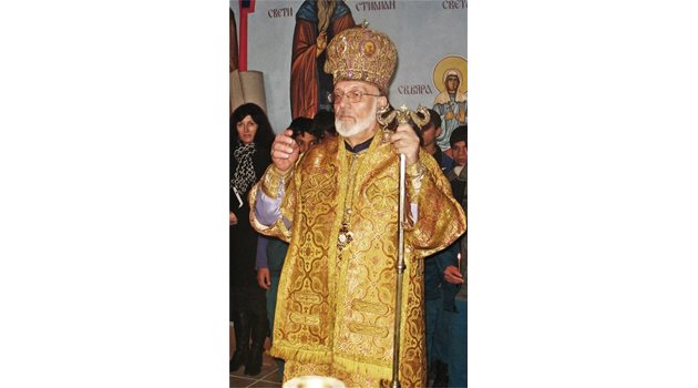 ДОСТОЕН: Доростолски митрополит Амвросий има качества за водач на Църквата.
