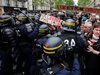 Близо 150 арестувани след протестите в Париж заради победата на Макрон
