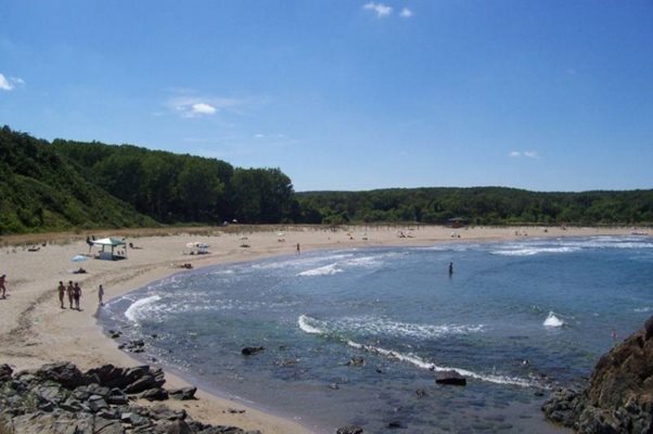 Плажът Силистар е с най-прозрачно чистата вода по българското крайбрежие.
