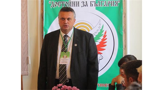 Бившият организационен секретар на "Атака" Илиян Илиев