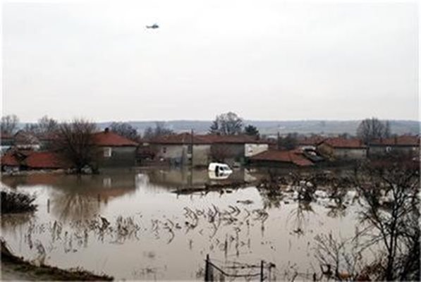Село Бисер по време на наводнението през 2012 г. СНИМКА: АРХИВ