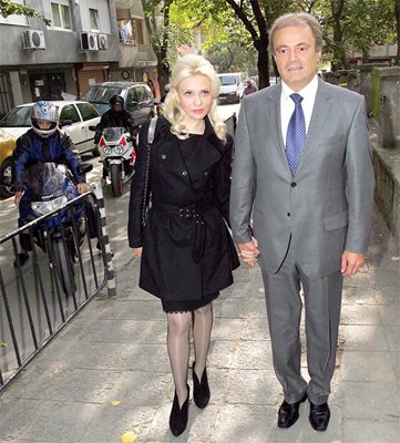 Кирил Йорданов със съпругата си Елена.