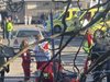 Кола се вряза в зрители по време на автомобилно шоу в Осло, има ранени