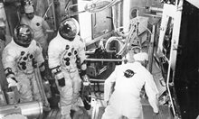 Фалстарт преди “Аполо 11” - трима астронавти загиват нелепо