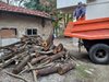 Даряват дърва за огрев на социално слаби в Благоевград