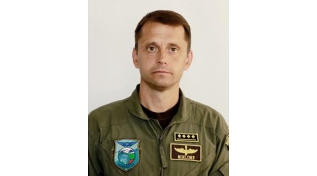 Капитан Стоян Неделчев служил във Въоръжените сили от 1997 г.