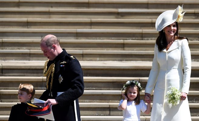 Принц Джордж, баща му принц Уилям, принцеса Шарлот и майка й Кейт Мидълтън