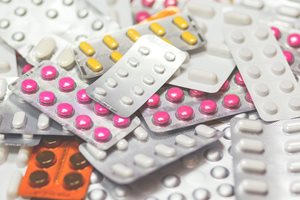 Отлагат изписването на антибиотици и лекарства за диабет с е-рецепта (Обзор)