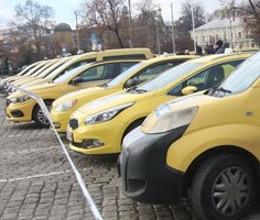 Таксиметровият бизнес вече се е възстановил след пандемията, а засилената конкуренция водела да подобряване на услугата.