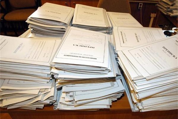 В началото на годината в спецпрокуратурата получаваха почти всеки ден папки с доказателства по дела от страната.