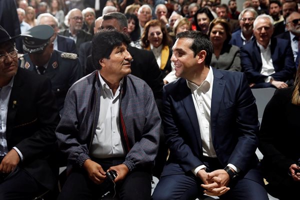 Моралес се срещна днес с Ципрас в Атина при едно от редките си посещения в Европа. Снимка РОЙТЕРС