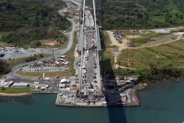 Китайски компании ще строят четвърти мост над Панамския канал