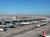 Десетки хора бяха спрени на летище "Ататюрк" в Истанбул да пътуват до САЩ