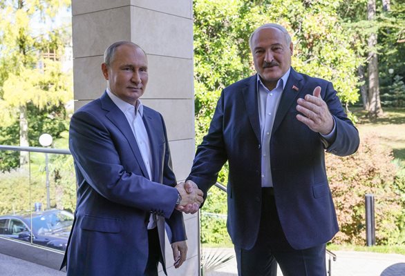 Владимир Путин и Александър Лукашенко СНИМКА Ройтерс