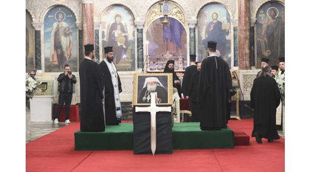 Опелото на патриарх Неофит ще бъде в събота, 16 март