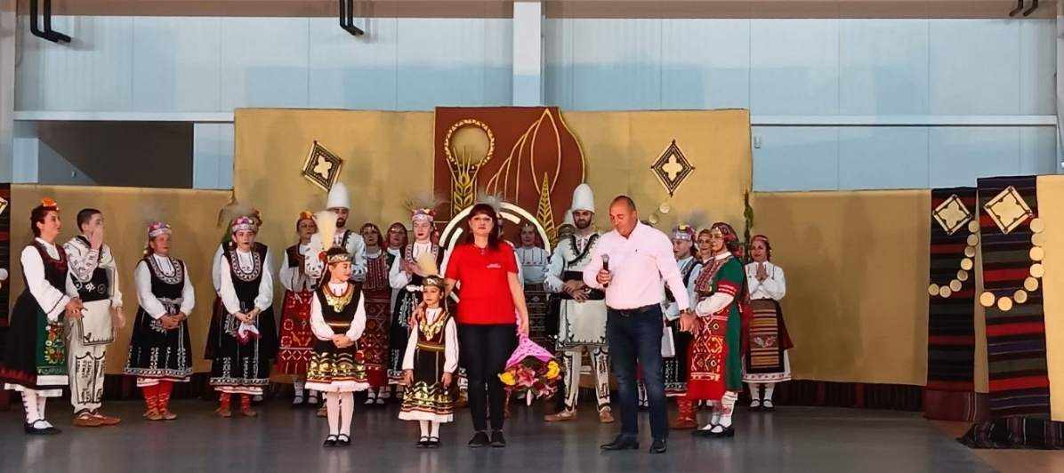 Над 100 млади танцьори участваха в концерта от пролетните празници на община "Марица" (Снимки)