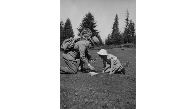 През 1939 г. Иван Буреш показва на 6-годишната княгиня Мария-Луиза насекоми и растения в Рила.