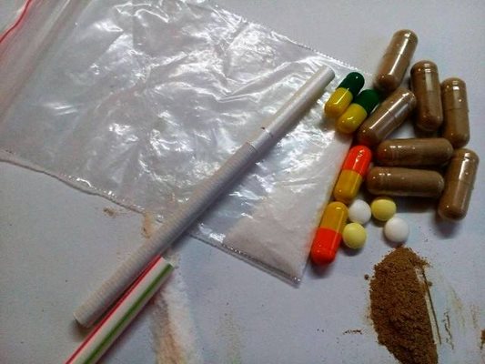 Нови видове дрога никнат като гъби и тровят подрастващите