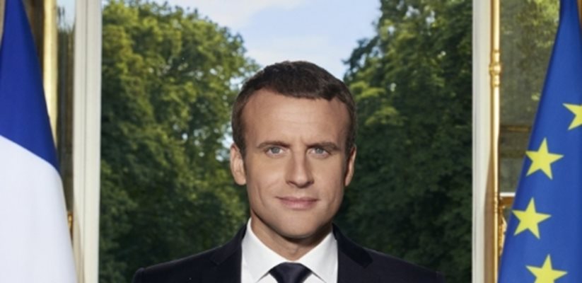 Официалният портрет на френския президент Еманюел Макрон СНИМКА: Туитър