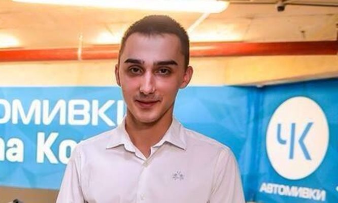 Батков-младши е решил яко да влезе в бизнеса с нощни заведения Снимка:12-02