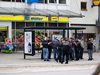 Няма данни за пострадали българи при нападението с нож в супермаркет в Хамбург