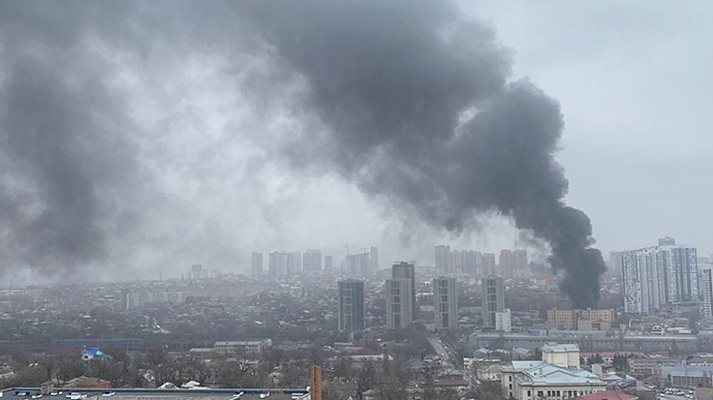 Пожар в сграда на Федералната служба за сигурност на Русия  Снимка: Twitter/@
@UkrainianNews24