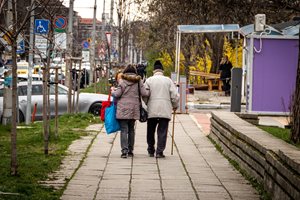 Три пенсии - всички с еднаква държавна, втората според личния принос и последната от частни фондове