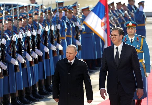 Вучич посреща Путин в Белград