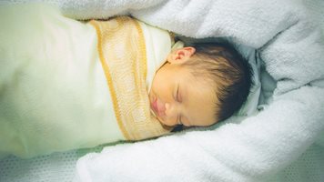 Първото бебе у нас за годината се роди в УМБАЛ "Свети Георги"- Пловдив