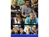 Красавицата Никол Шерцингер отново пръскаше сексапил в ложата на Григор Димитров в Акапулко.
Американската певица стискаше палци за приятеля си в мача от втория кръг на откритото първенство по тенис на Мексико и той оправда очакванията й - победи 6:3, 6:4 американеца Доналд Йънг и се класира за 1/4-финал.